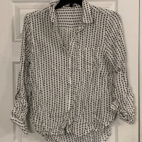Velvet Heart Long Sleeve Button Down Star Print - Picture 1 of 5
